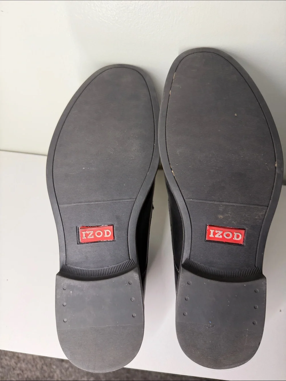 Izod leather chukka